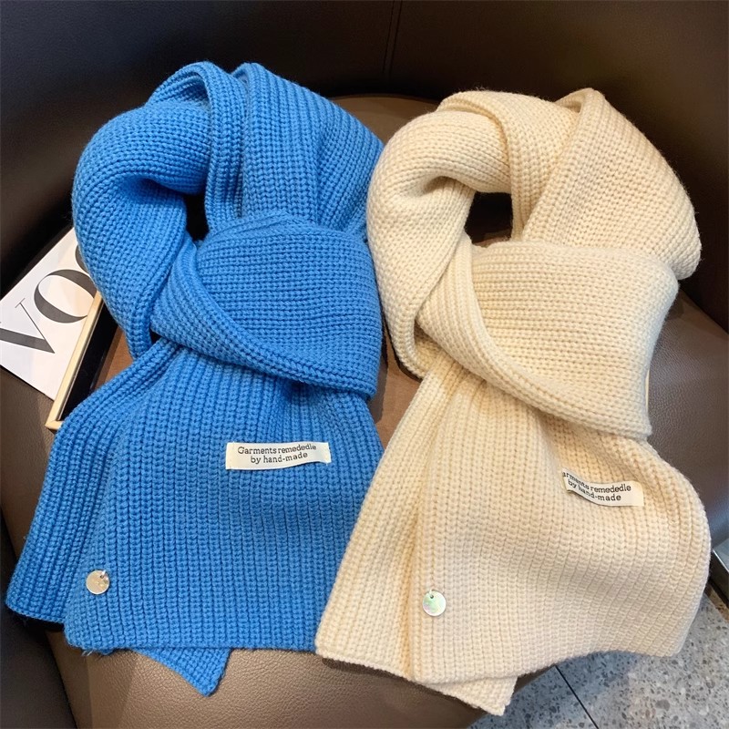 高级感贝壳扣羊毛针织围巾女纯色简约百搭时尚秋冬季加厚围脖