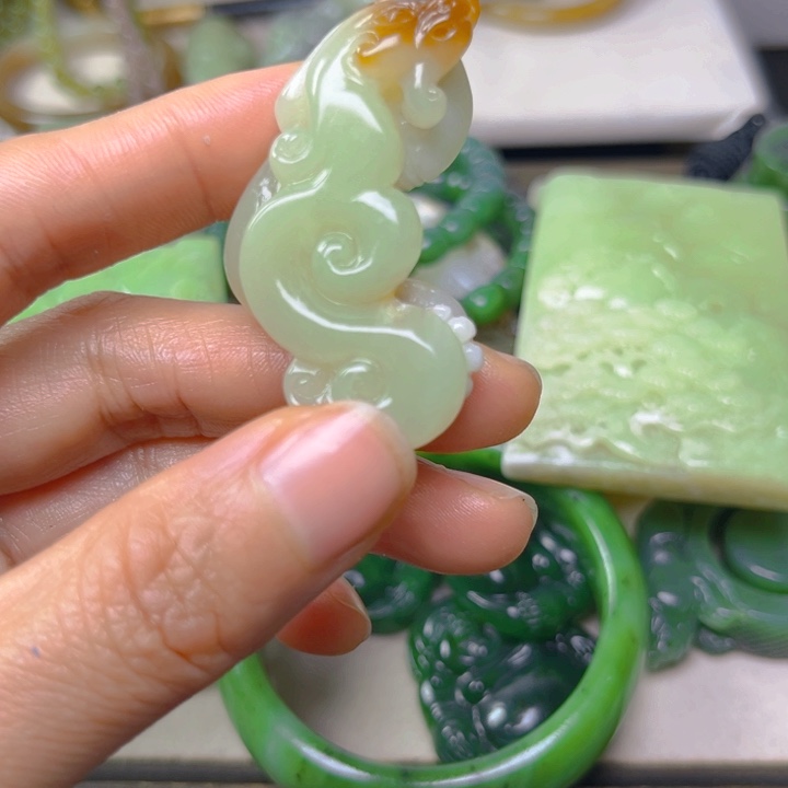 未镶嵌和田玉珠宝半成品瑞