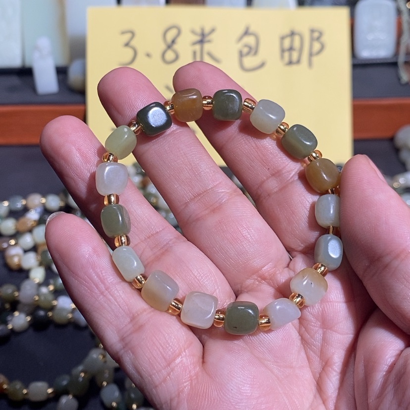 【闪购商品】颈饰未镶嵌和田玉@****&