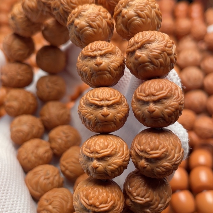 猴头核桃吊坠互****市斗战胜佛