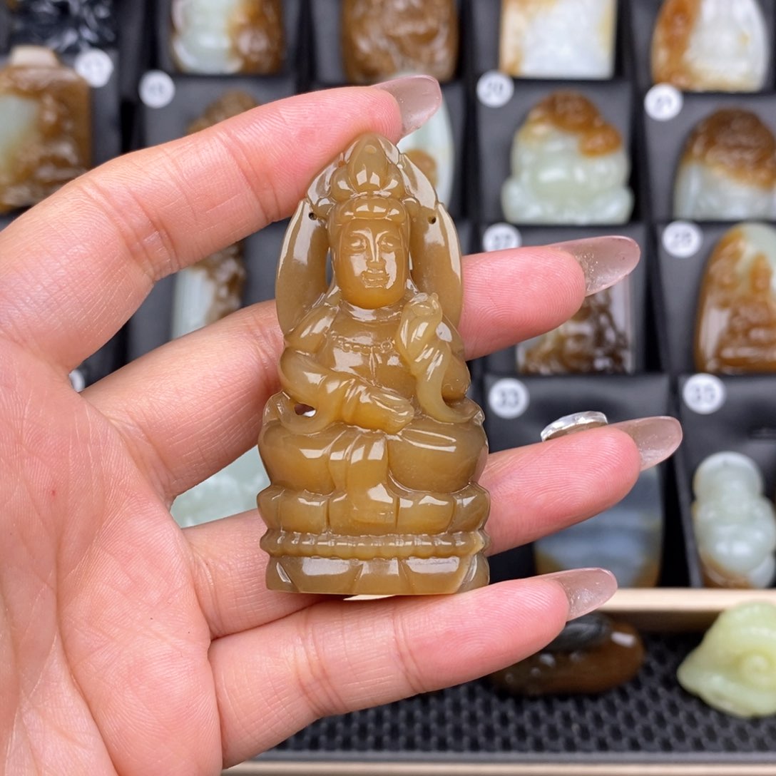 和田玉颈饰未镶嵌