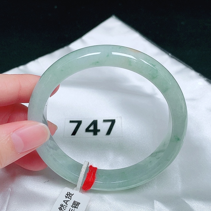 翡翠未镶嵌手镯翡翠手镯未镶嵌