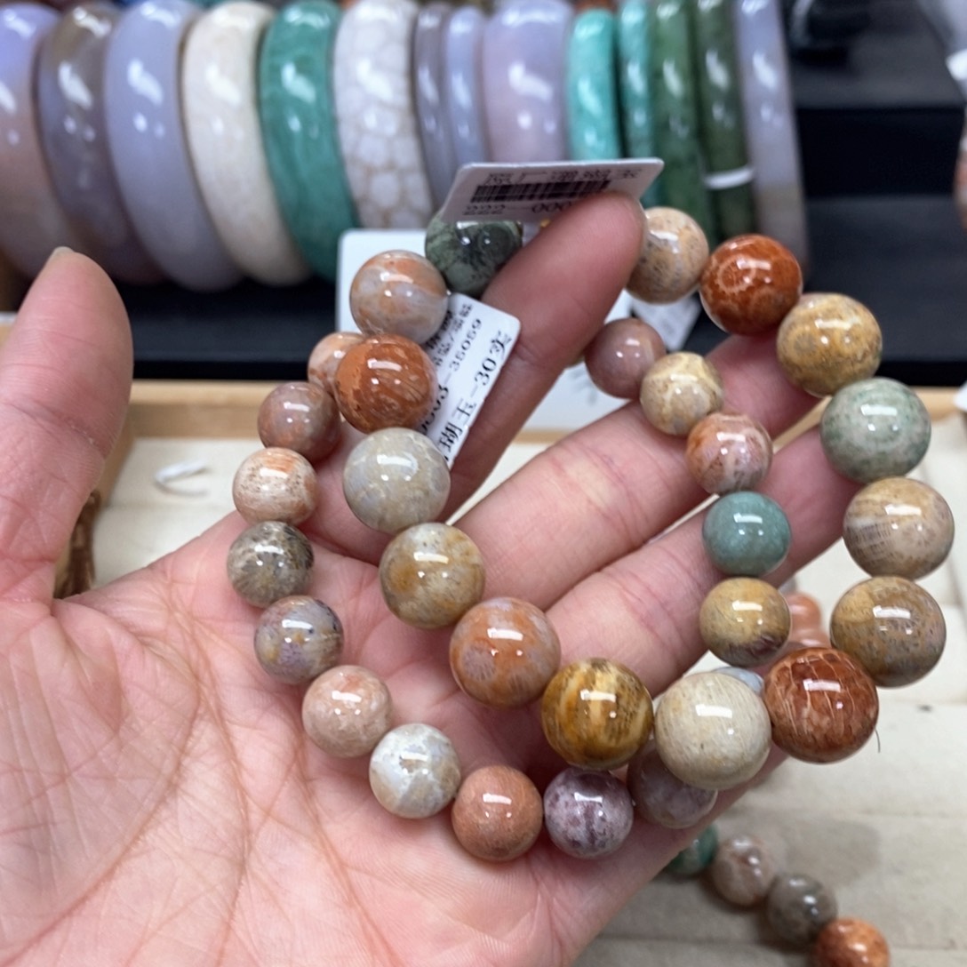 硅化珊瑚（珊瑚玉）手链未镶嵌王064