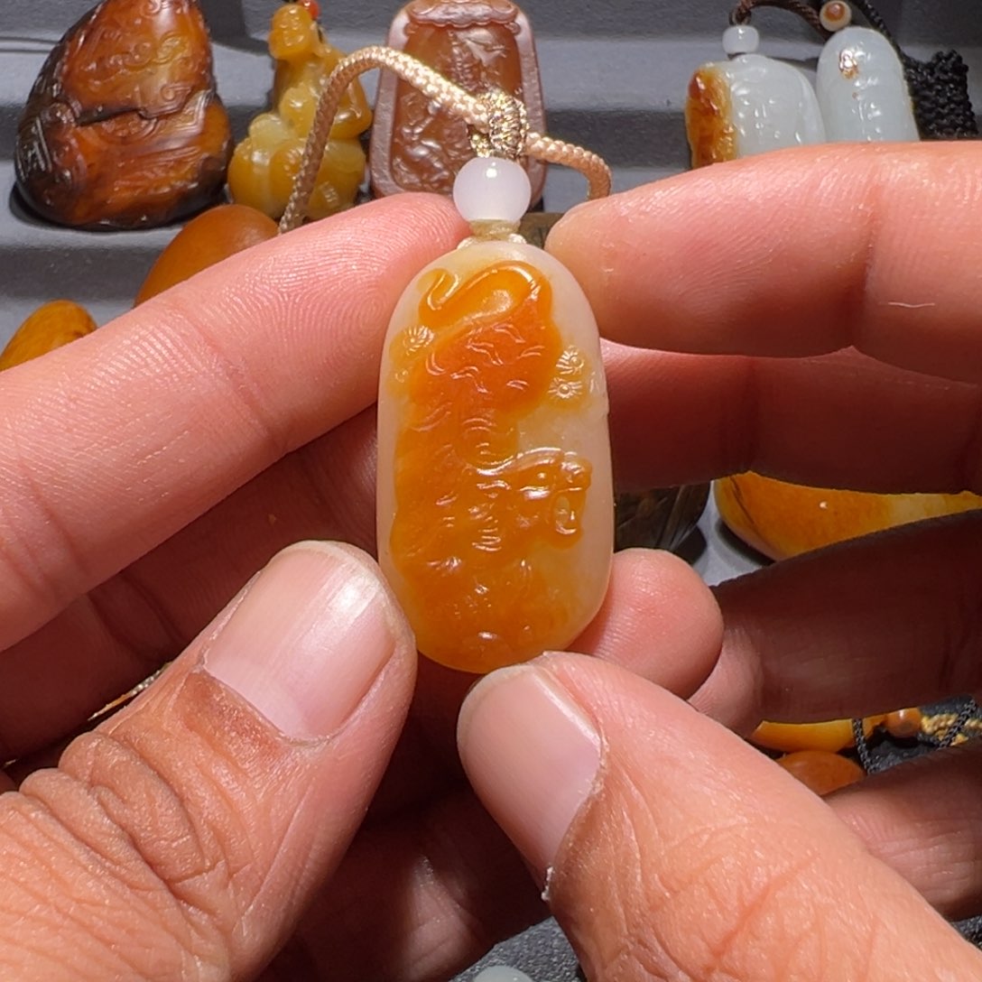 和田玉颈饰未镶嵌开**好