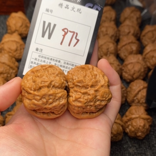 吊坠桃核我是第一百39