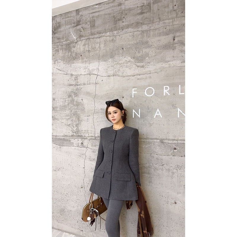 小香风时尚单排扣中长款小西服外套高级感休闲百搭小众长袖上衣女