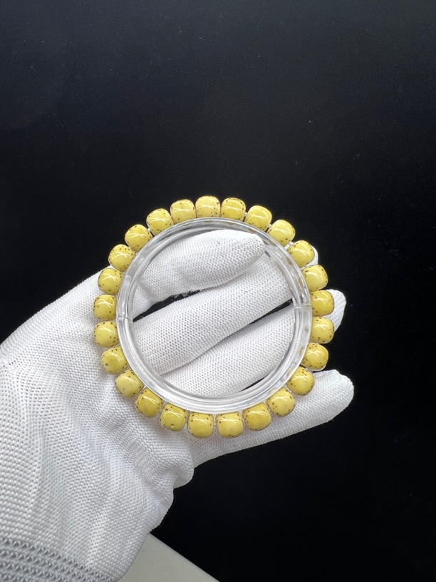 原白同枝8.6*7.6半壁留白手串