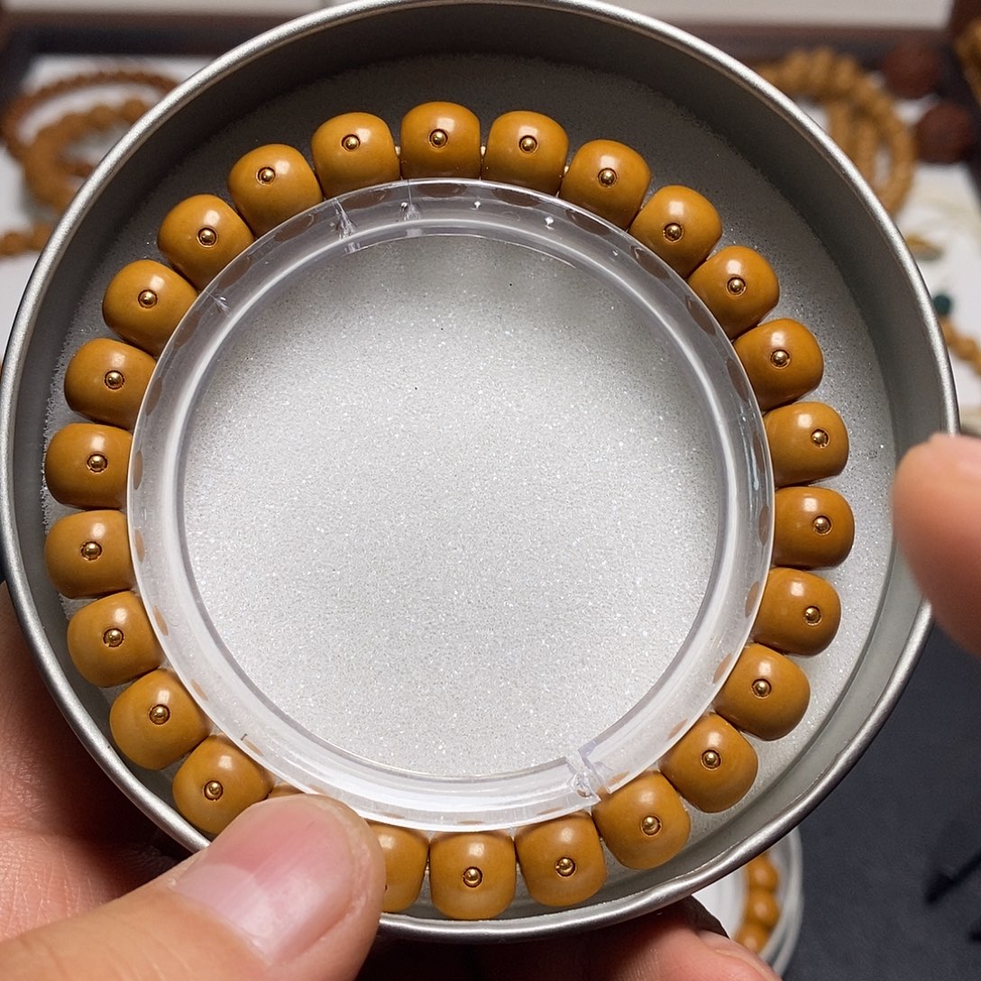 猴头核桃吊坠全品9左右满天星老型99号