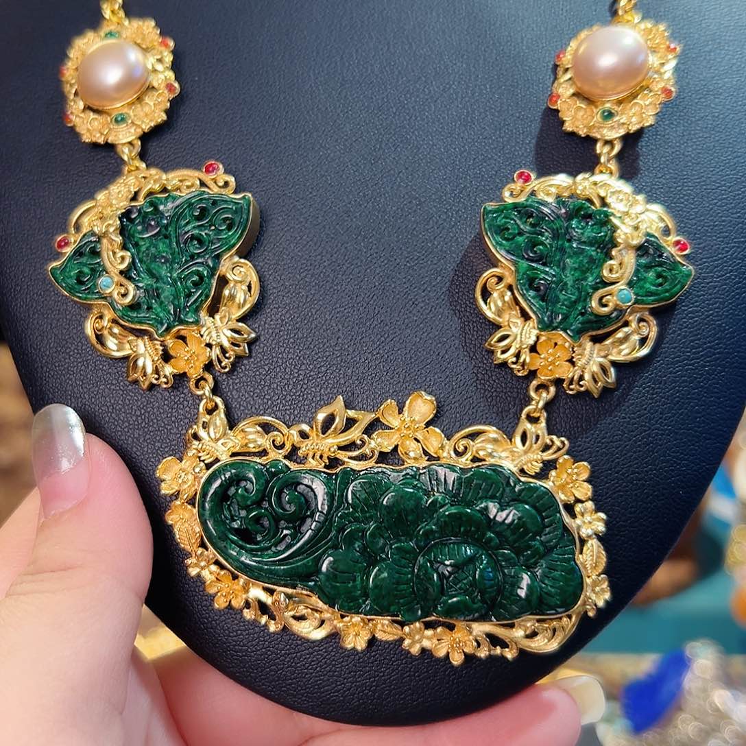 翡翠银S925镶嵌颈饰国风