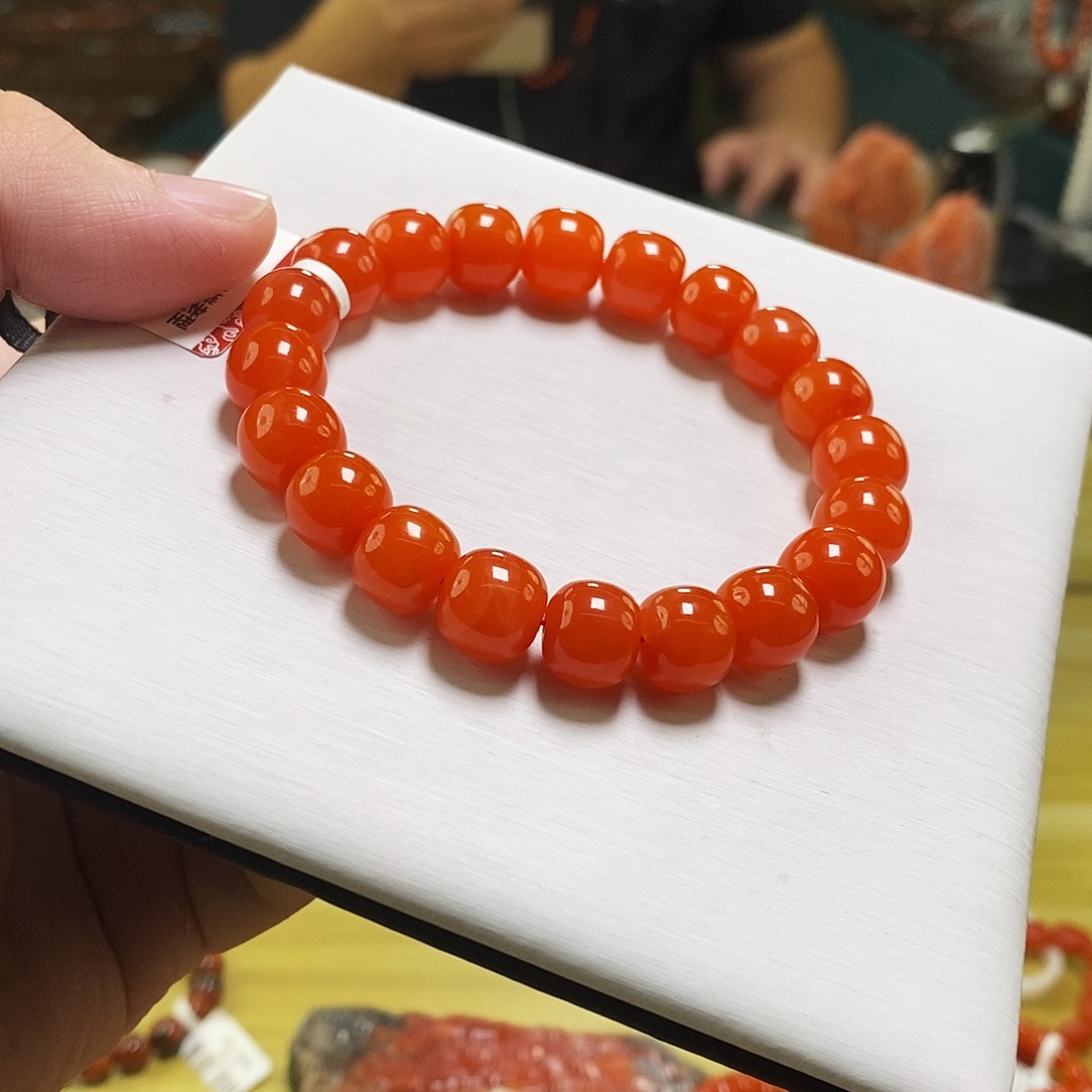 南红玛瑙未镶嵌手链