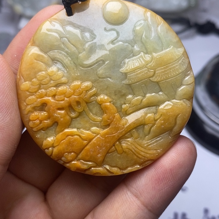 翡翠未镶嵌颈饰翡翠