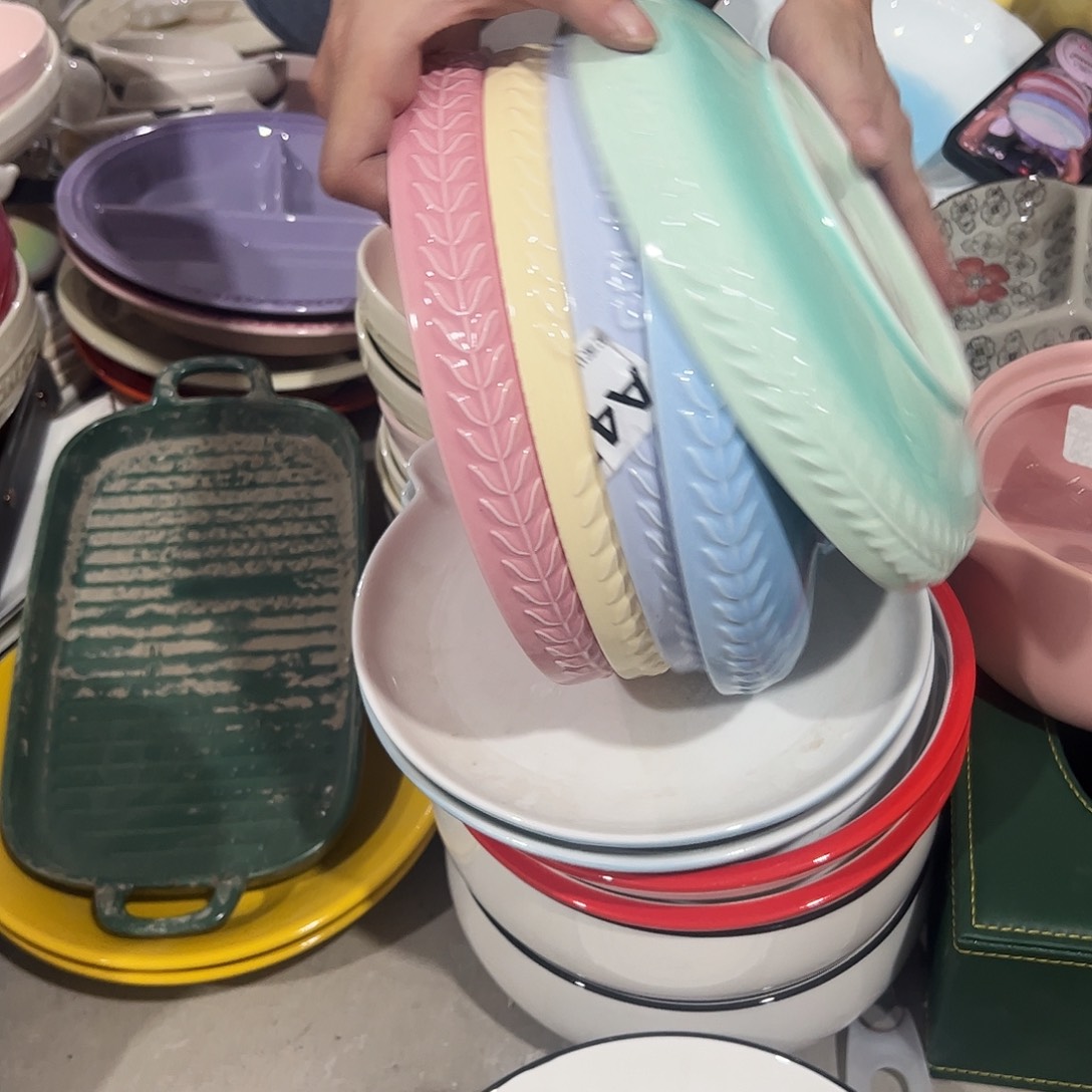 瓷片酷彩浮雕盘5个微瑕