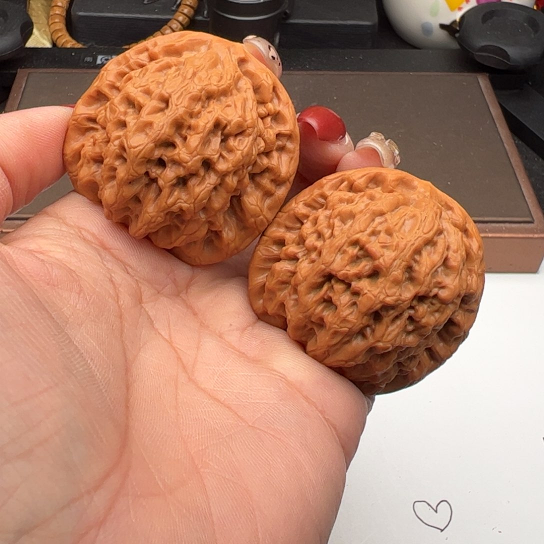 文玩核桃吊坠滢金公子