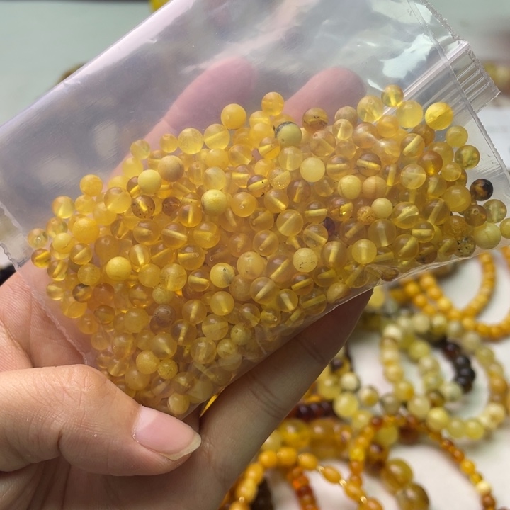 琥珀未镶嵌珠宝奇石