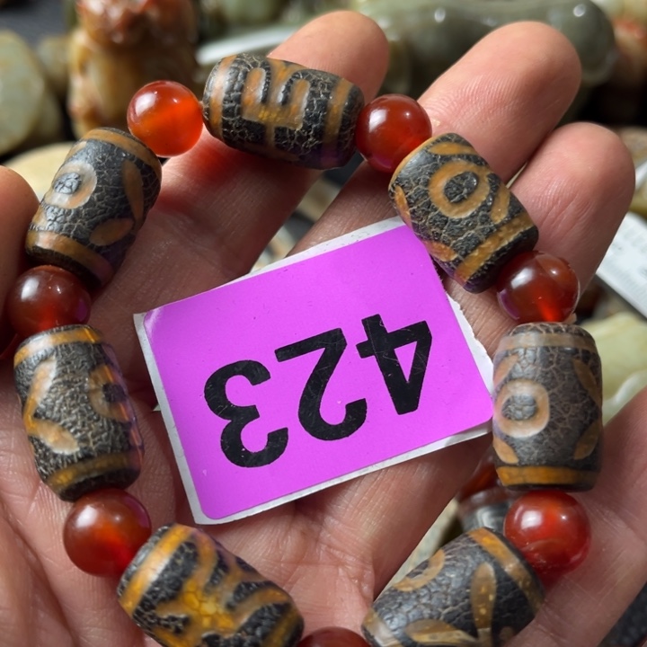 玛瑙/玉髓颈饰合金