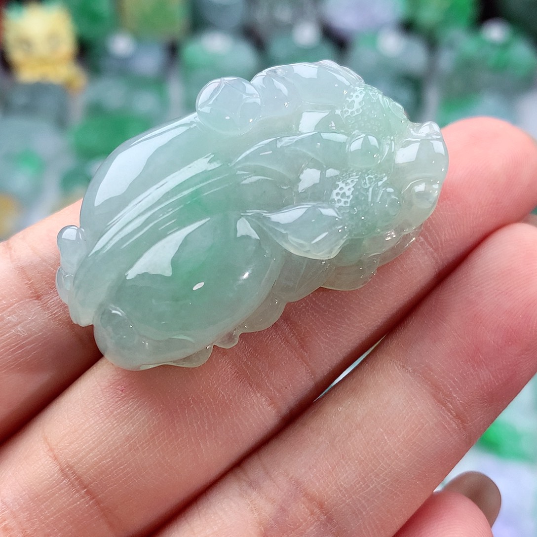 翡翠未镶嵌颈饰翡翠