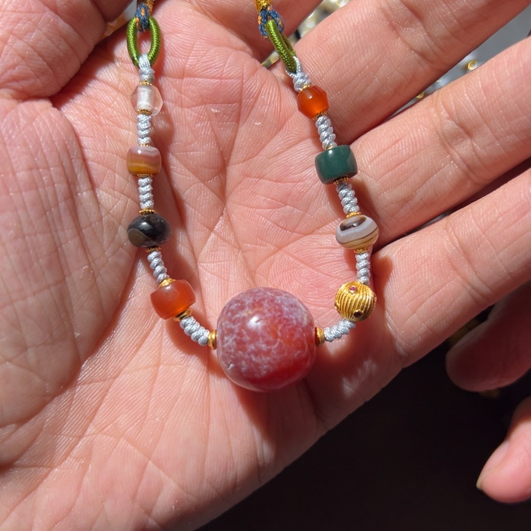 玛瑙/玉髓颈饰未镶嵌