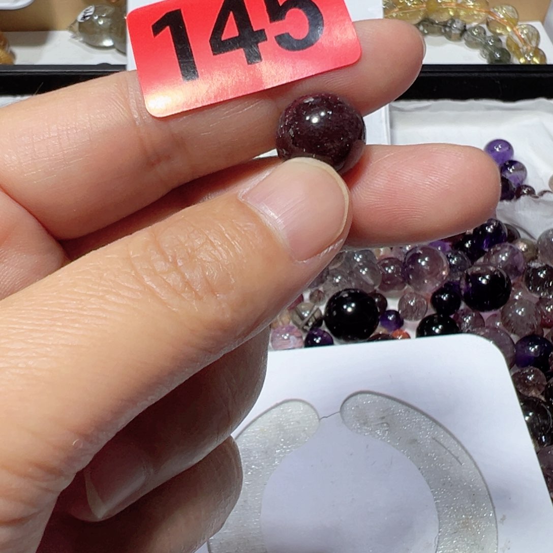 未镶嵌颈饰水晶小****跳天然