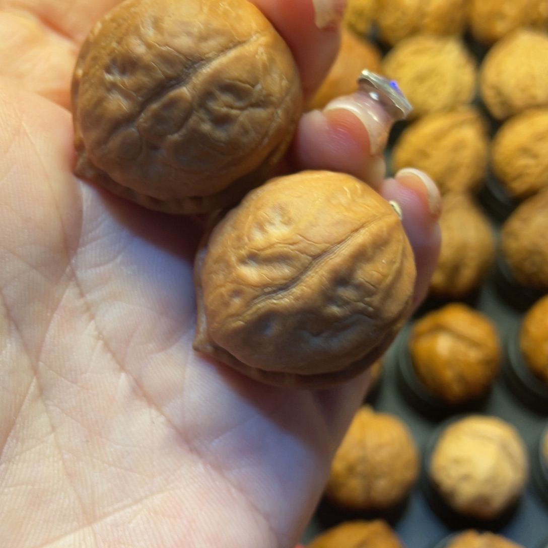 文玩核桃把件戥*。