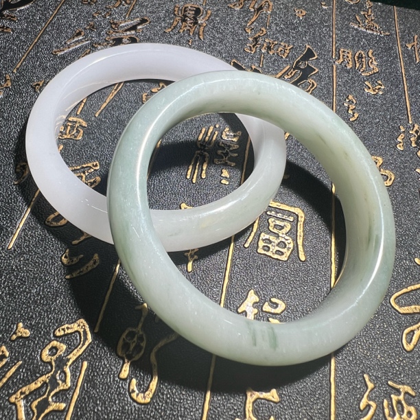 FL009 新疆克拉玛依天山翠手镯 52-64圈口多样性发其一