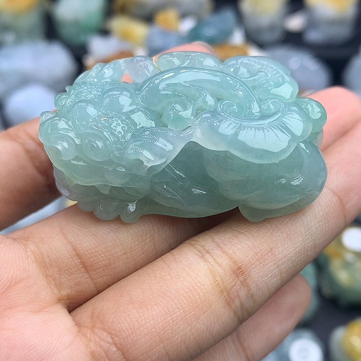 翡翠未镶嵌颈饰天然缅甸翡翠