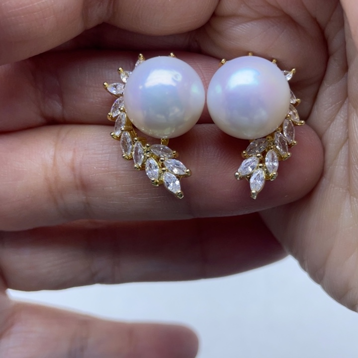 淡水珍珠银S925镶嵌耳饰