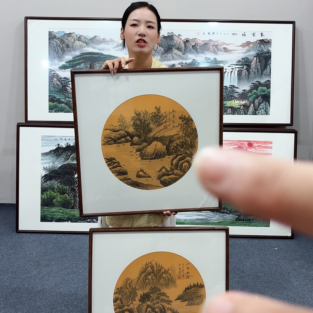 国画手绘作品60×60尺寸