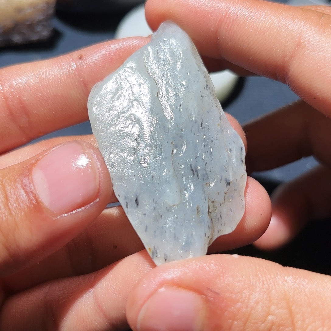 和田玉未镶嵌珠宝奇石