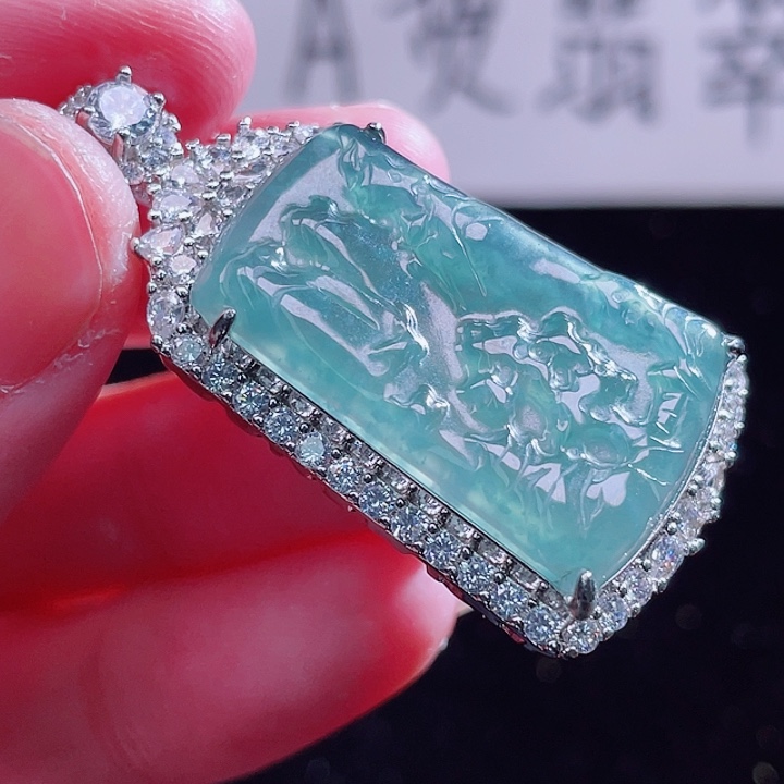 翡翠颈饰未镶嵌999999999