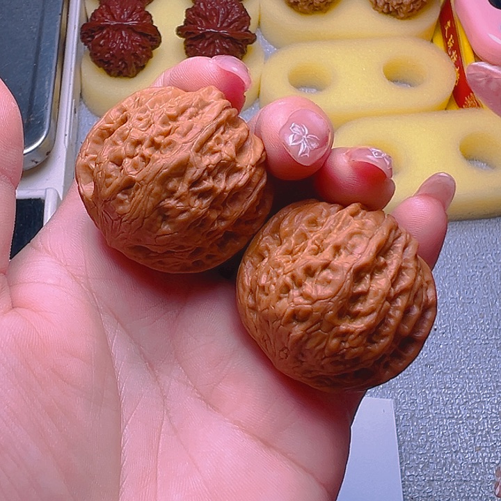 把件桃核铁锤015