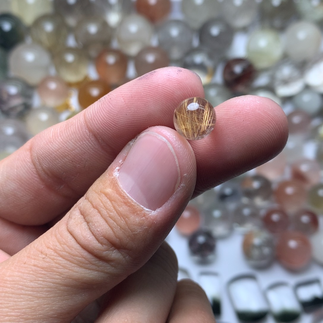 水晶珠宝半成品未镶嵌钱**吖发晶球