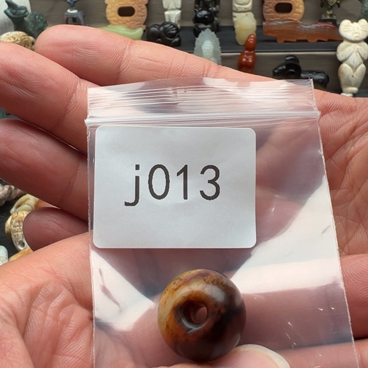 老***头和田玉未镶嵌珠宝半成品