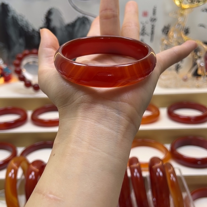 玛瑙/玉髓未镶嵌手镯