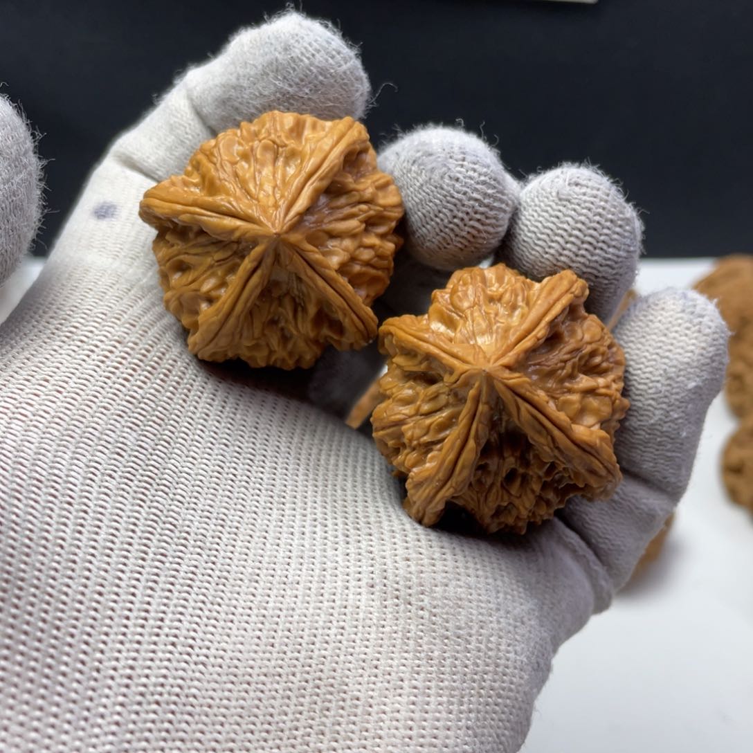 文玩核桃把件39+玉玺四棱全品无修已打底