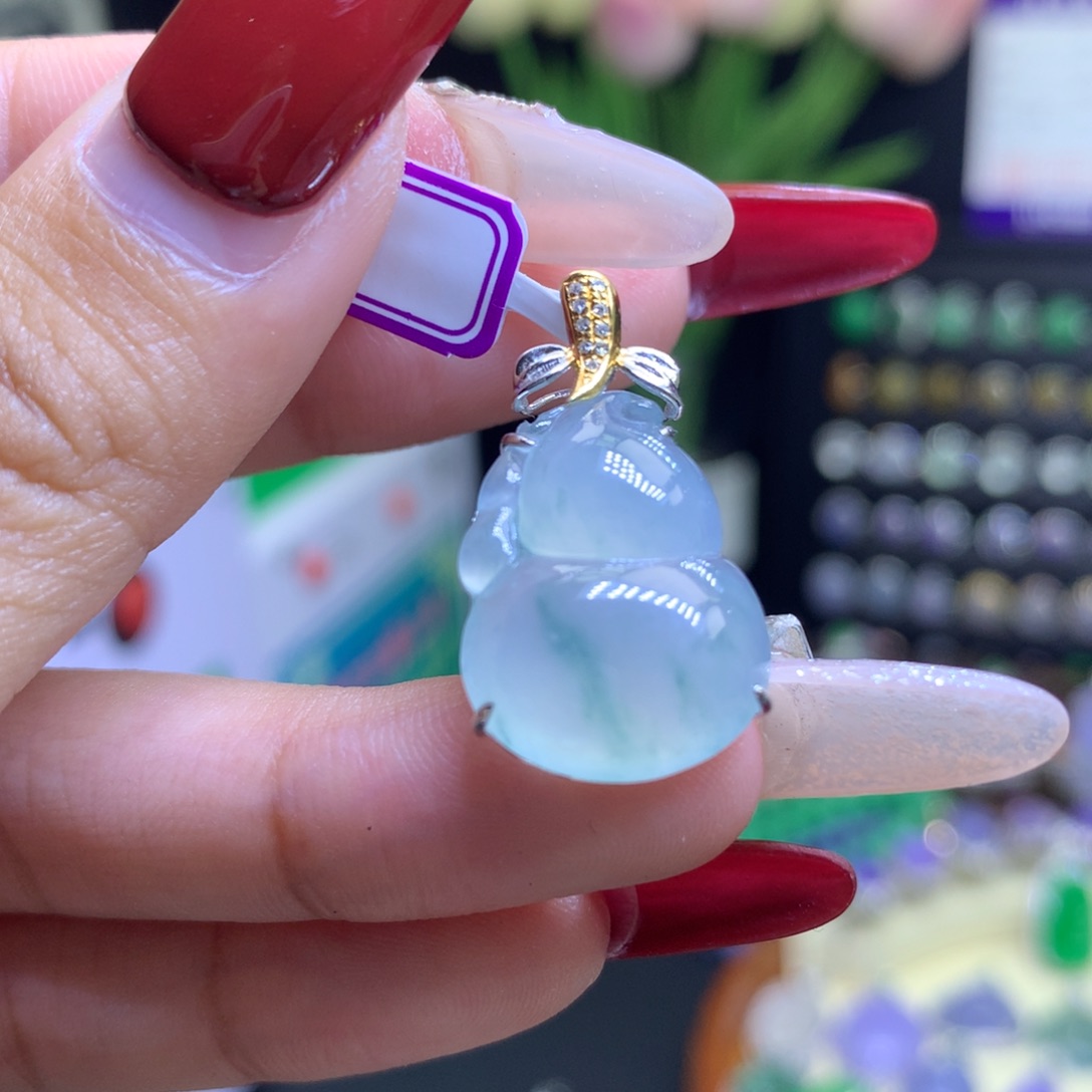 翡翠颈饰18K金镶嵌天然