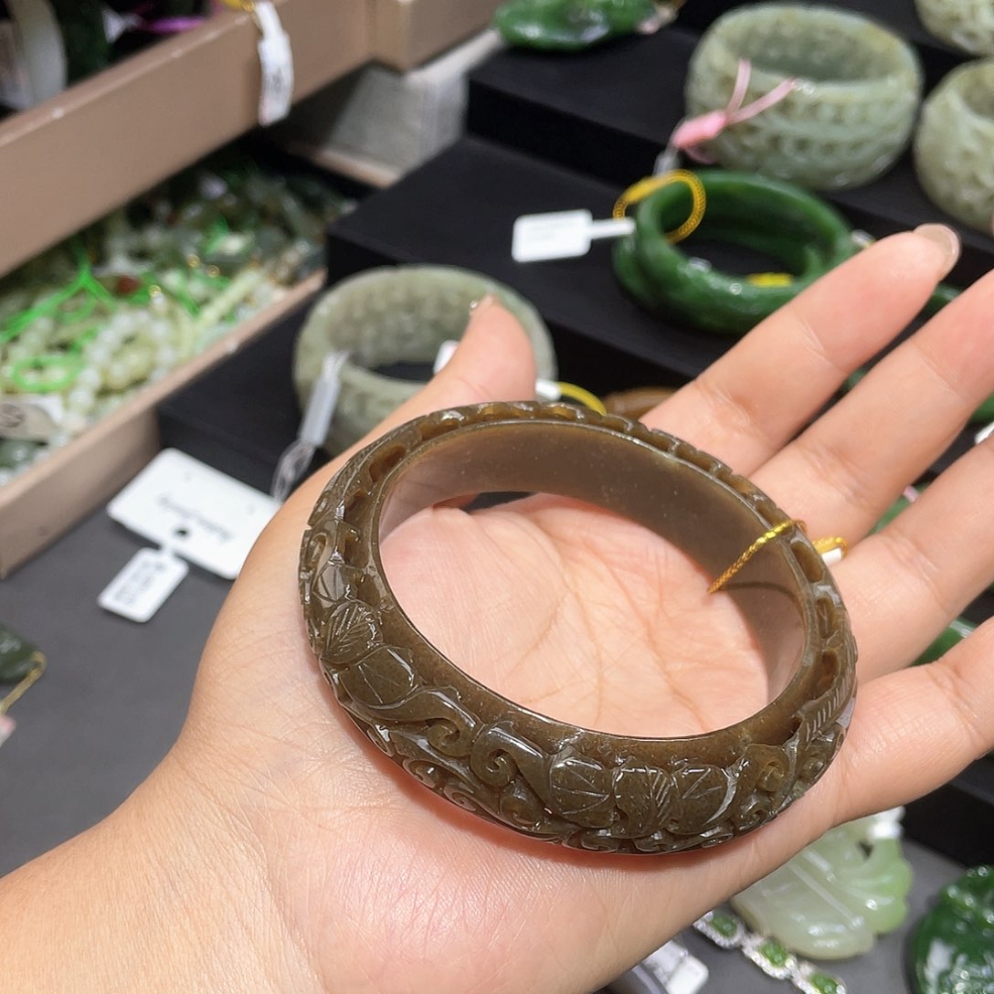 和田玉手镯6465圈口13未镶嵌