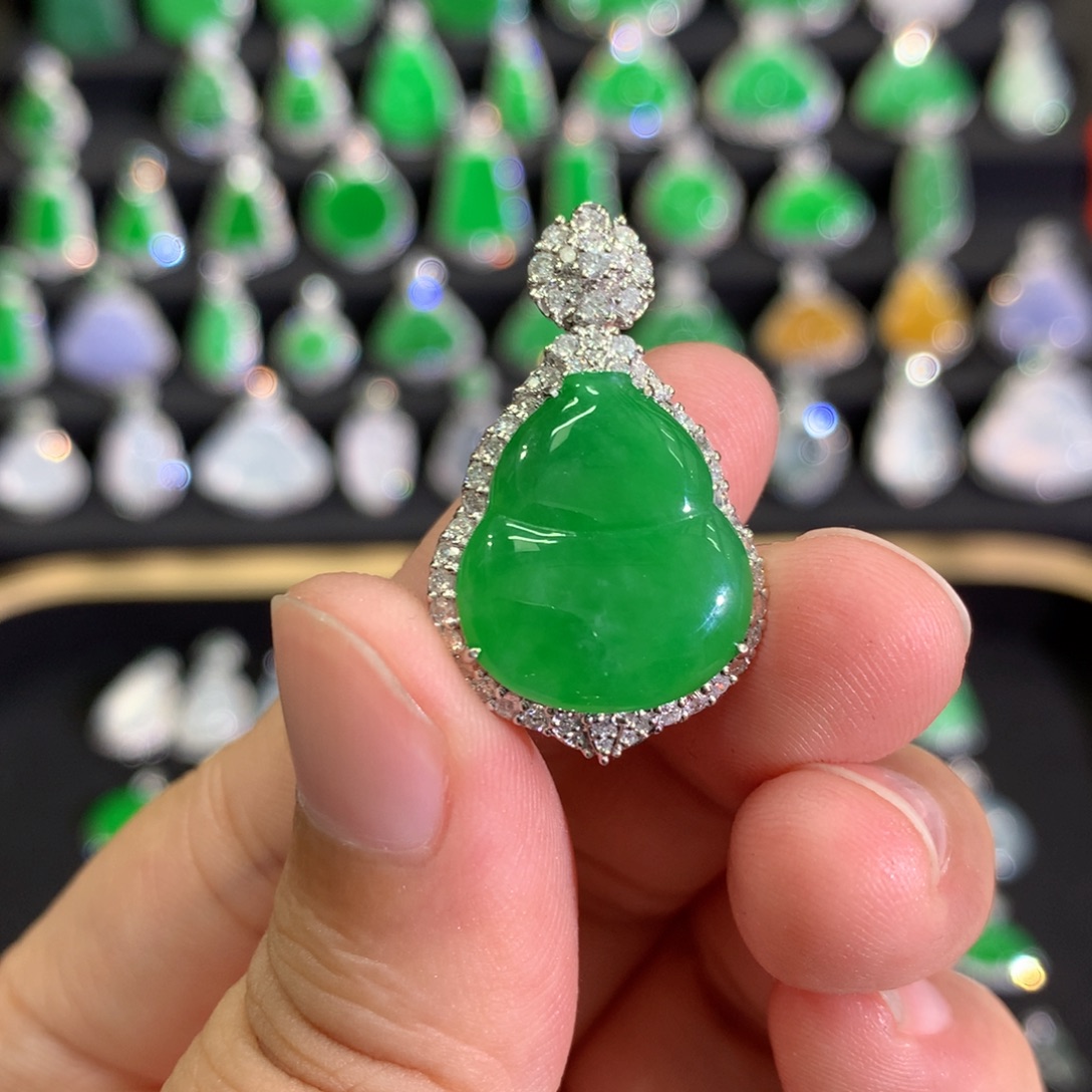 翡翠18K金镶嵌吊坠(不含链)吊坠