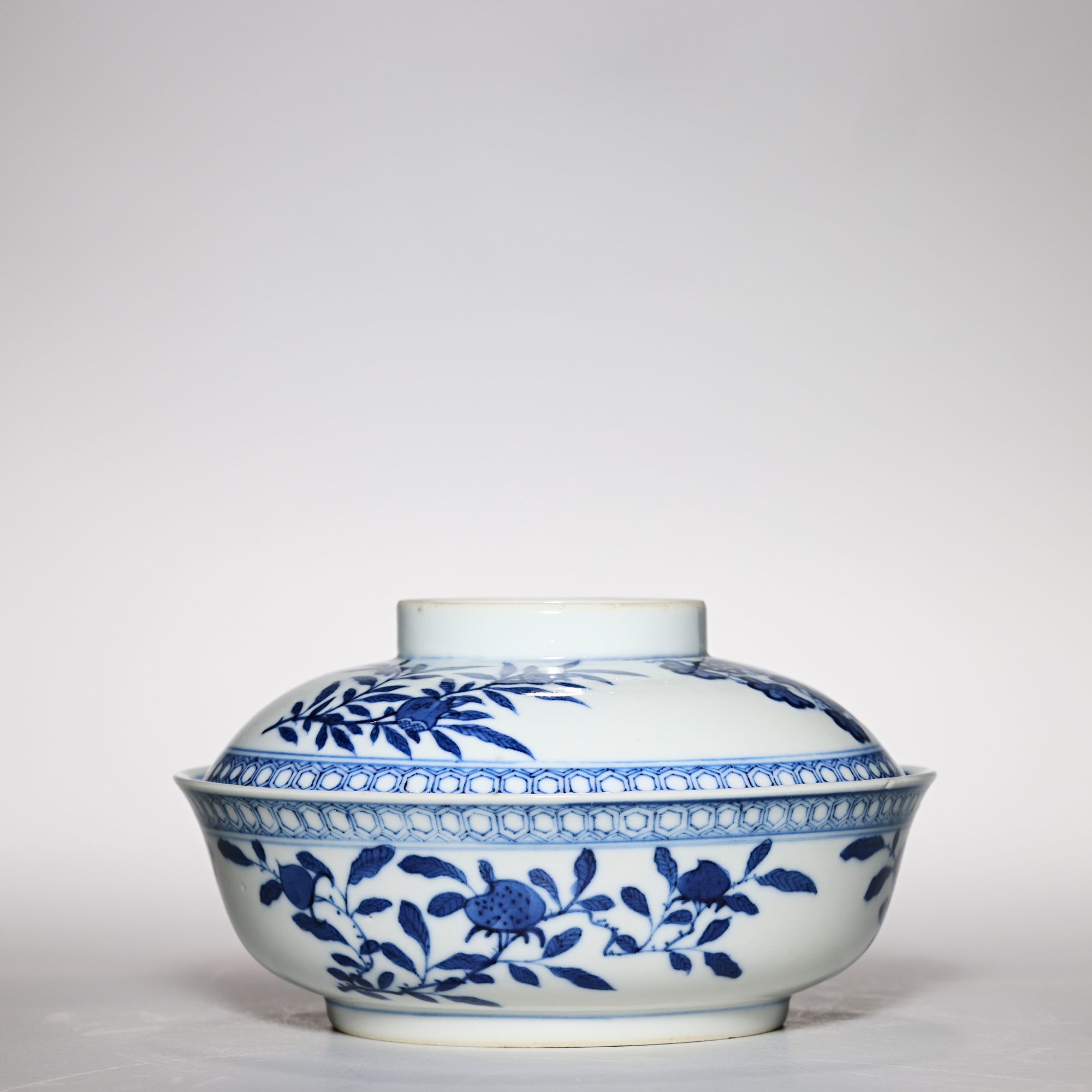 3578清晚期·青花三多纹大盖碗【古董拍卖】