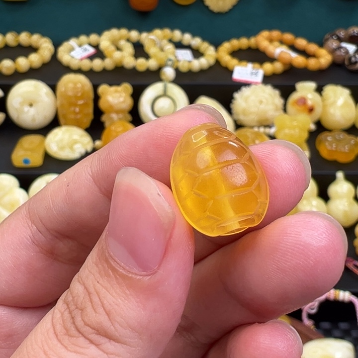 未镶嵌吊坠(不含链)蜜蜡