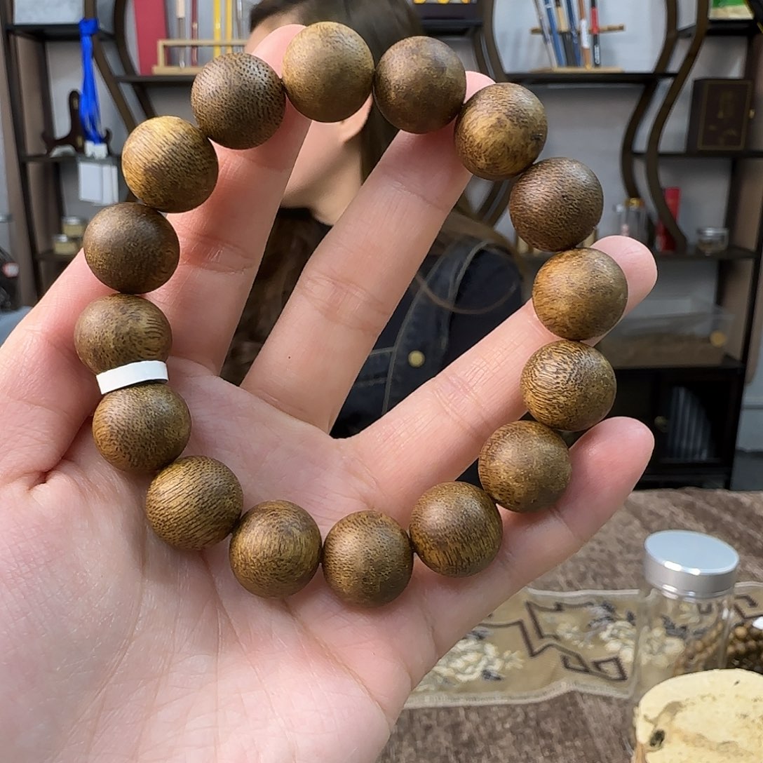 沉香木手串沉香手串1.4 13g 单圈 品相好多样性发一