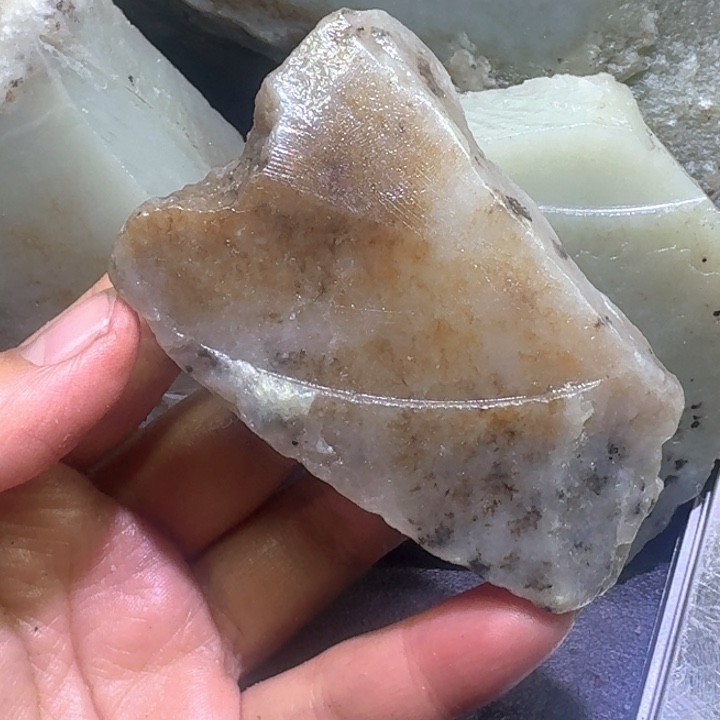 和田玉未镶嵌珠宝半成品