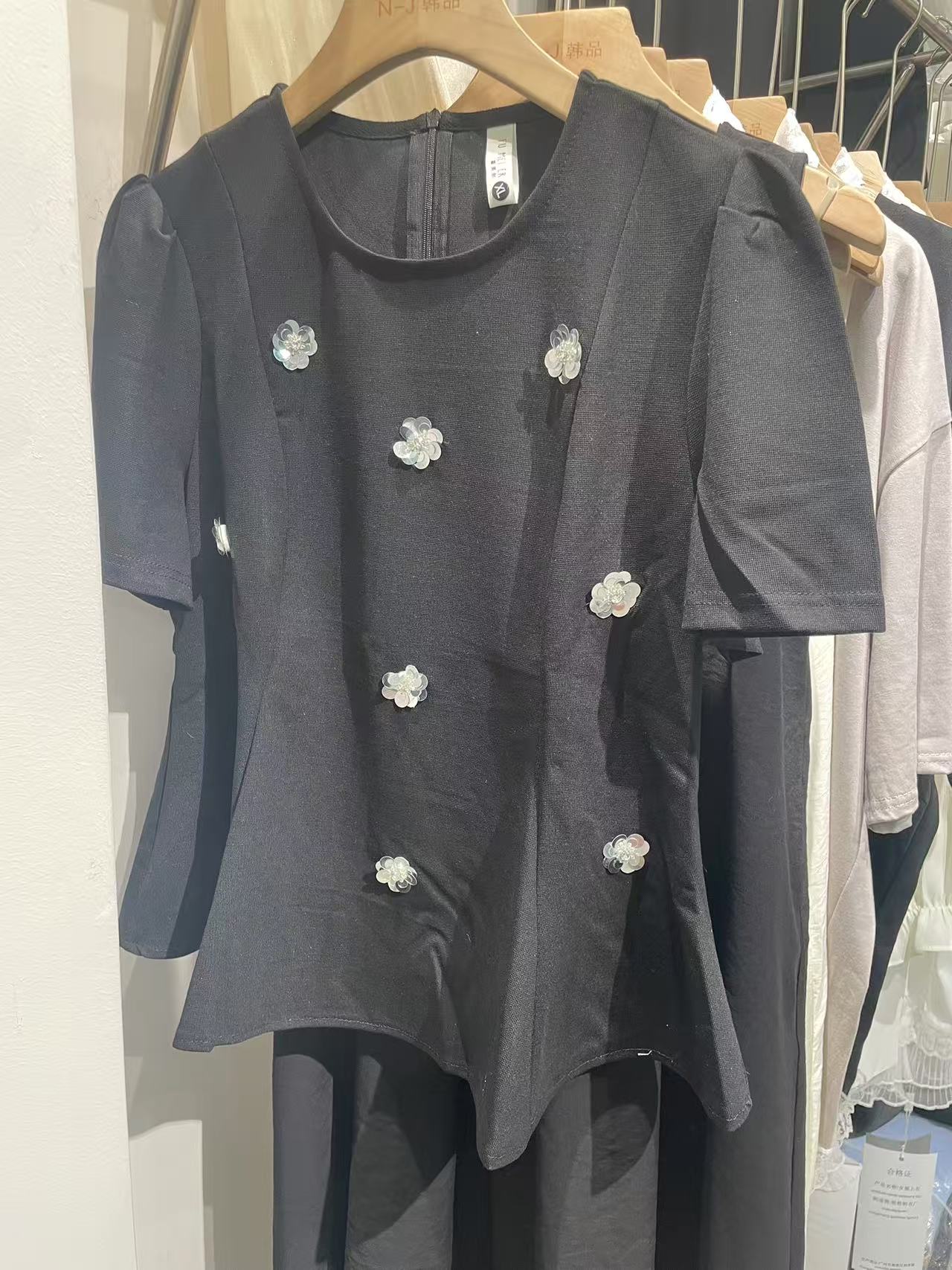 2549款上衣时尚气质显瘦百搭重工镶亮片