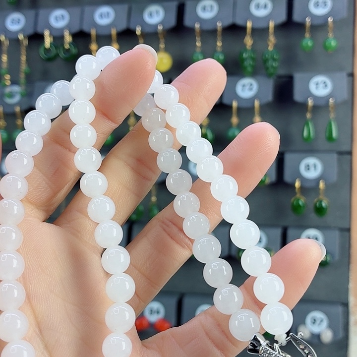 和田玉未镶嵌项链