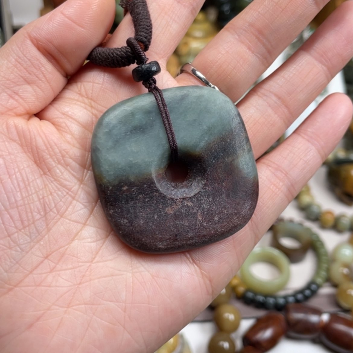 【闪购商品】岫岩河磨玉（透闪石质玉）挂件未镶嵌Y**杰