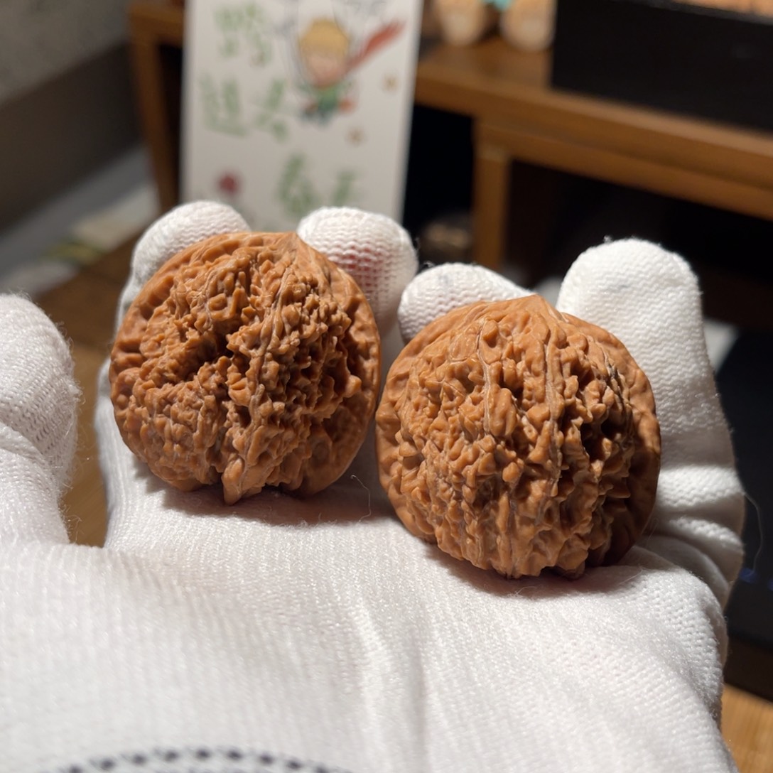 文玩核桃把件37 ，137 全品，不退不换