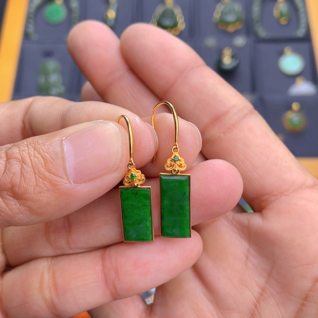 翡翠耳饰18K金镶嵌康*馨翡翠耳钩