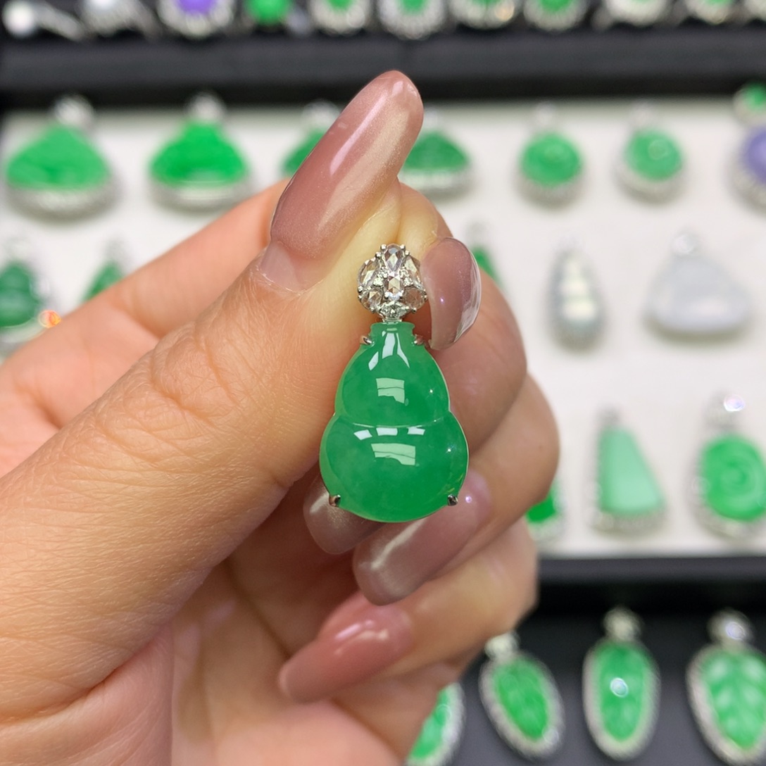 翡翠18K金镶嵌吊坠(不含链)
