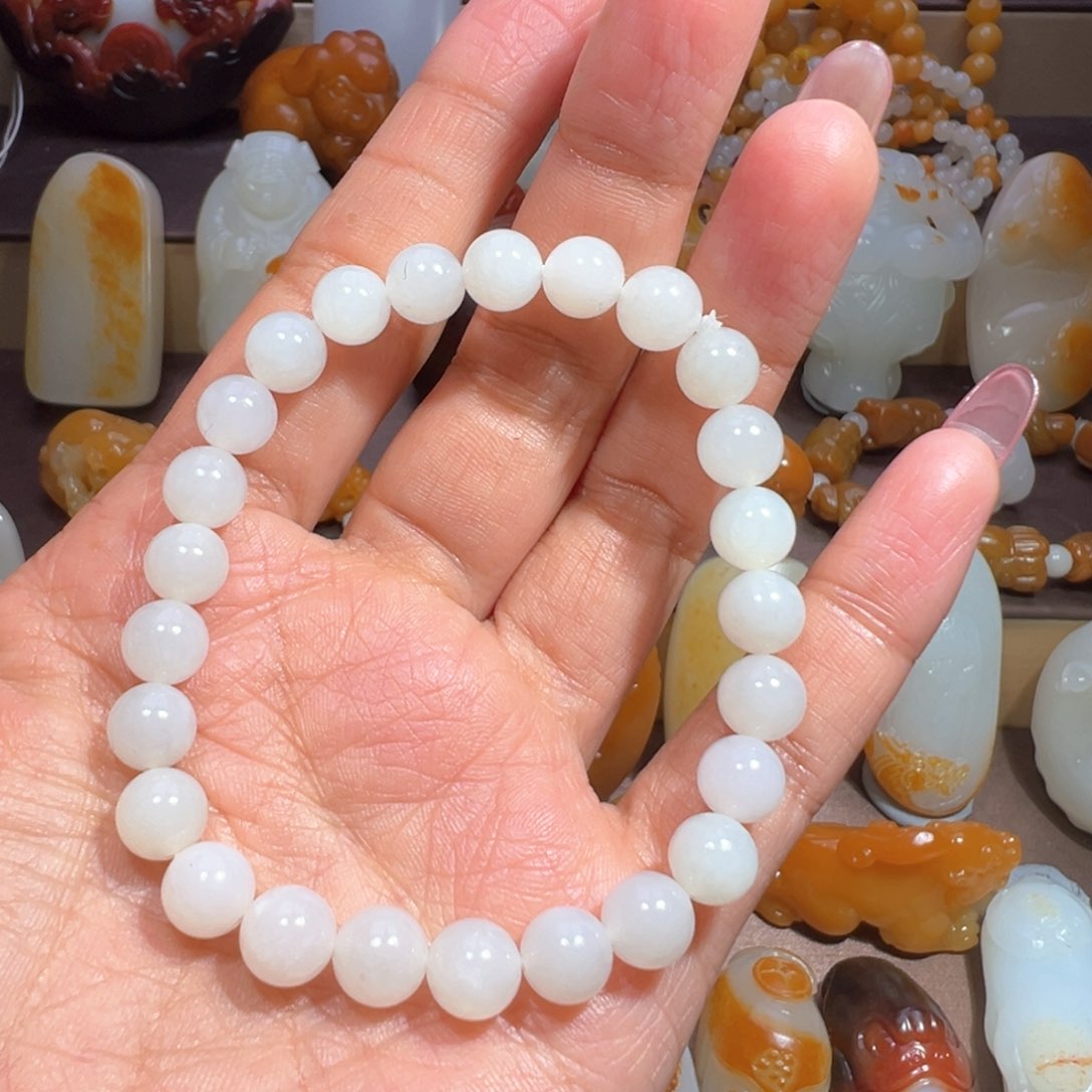 和田玉颈饰未镶嵌