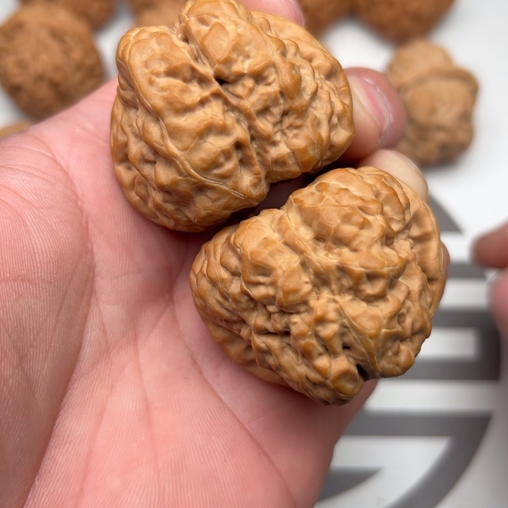 文玩核桃把件蛤蟆头44