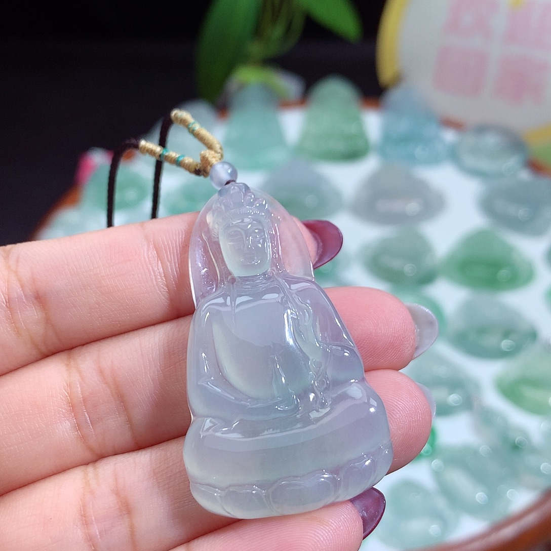 陈***师翡翠未镶嵌颈饰观音